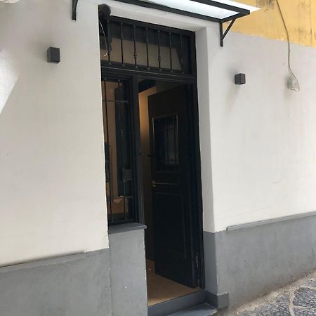 Casa Mariella Bed and Breakfast Napoli Esterno foto