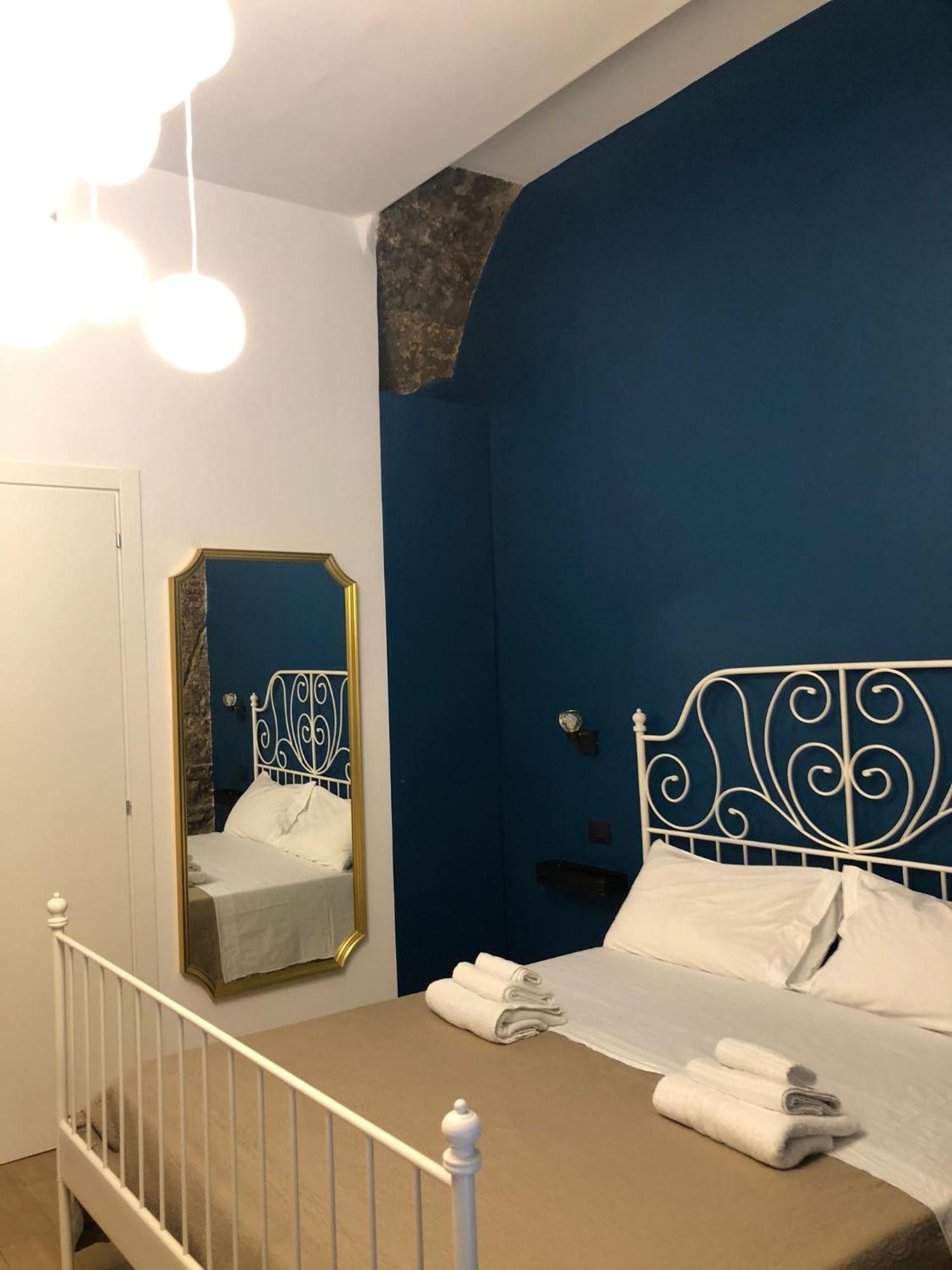 Casa Mariella Bed and Breakfast Napoli Esterno foto